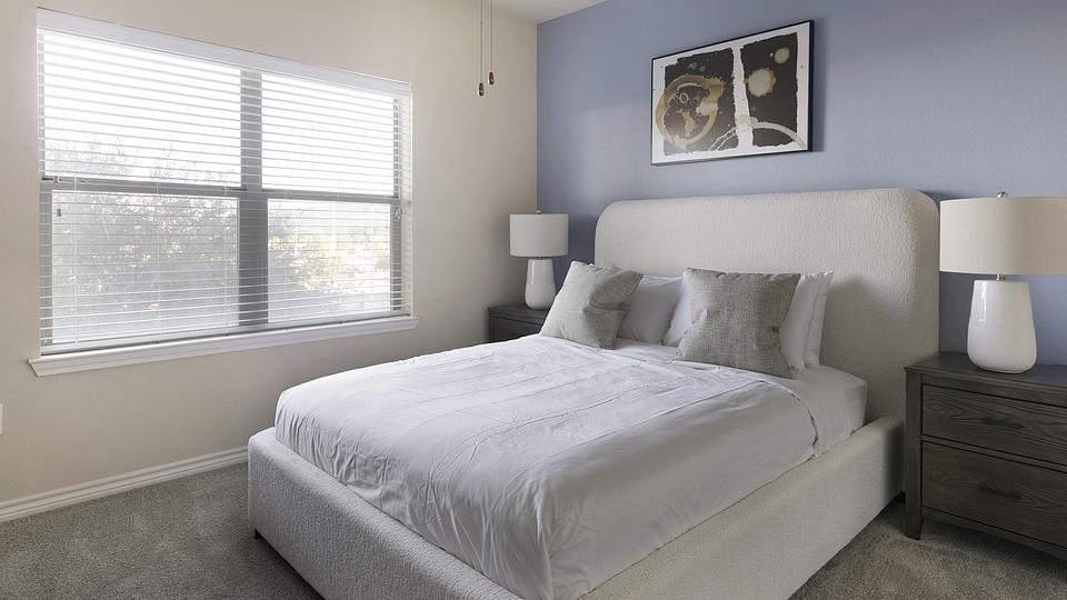 These photos are from another Landing in this building.