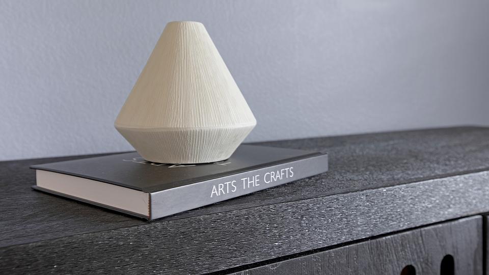 These photos are from another Landing in this building.