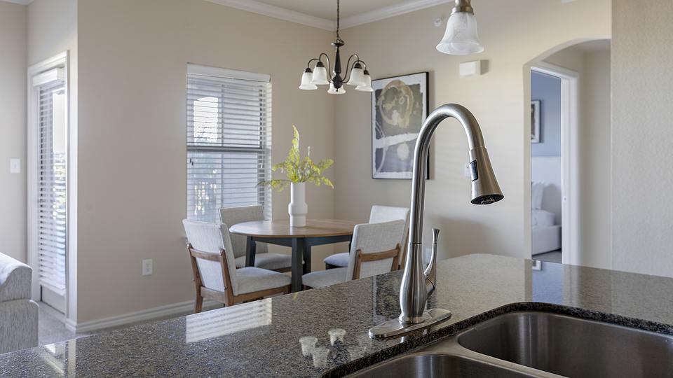 These photos are from another Landing in this building.