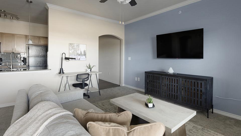 These photos are from another Landing in this building.