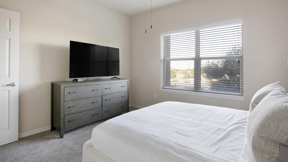 These photos are from another Landing in this building.