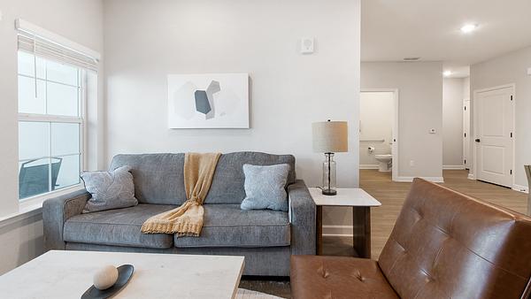 Palm Breeze Apartments