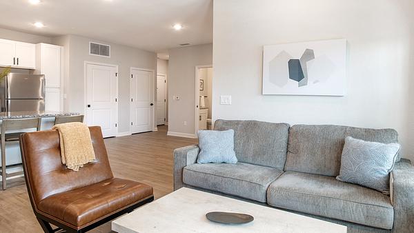 Palm Breeze Apartments