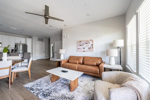 Palm Breeze Apartments