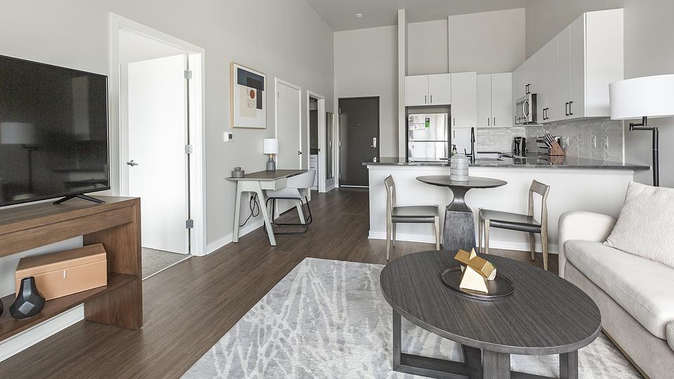 These photos are from another Landing in this building.