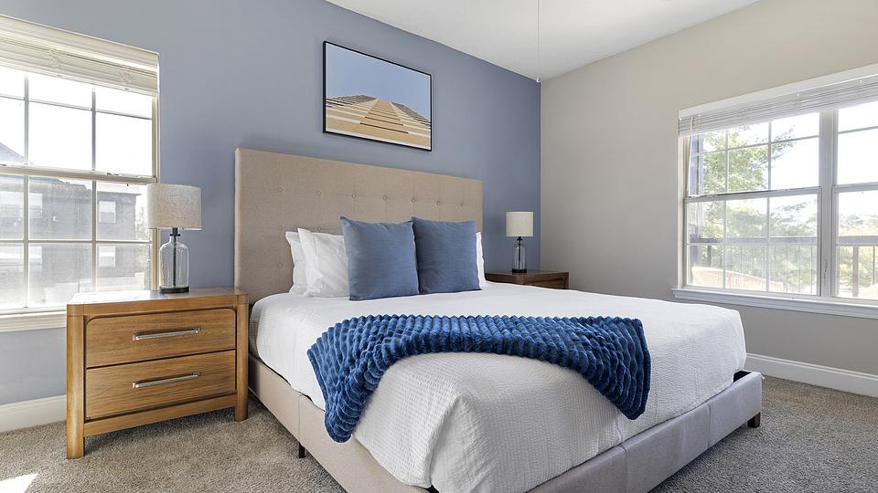 These photos are from another Landing in this building.