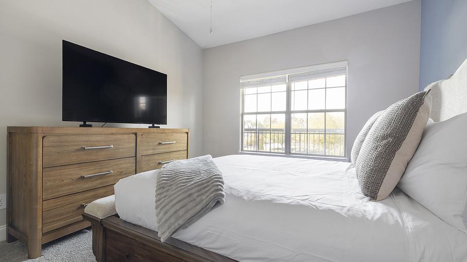 These photos are from another Landing in this building.