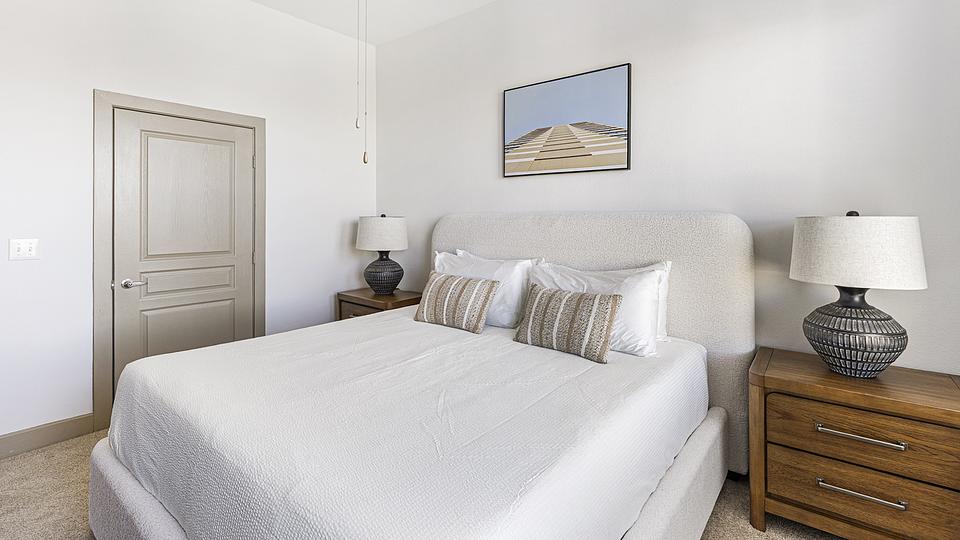 These photos are from another Landing in this building.