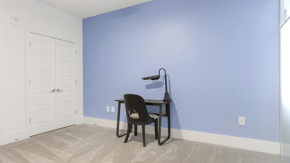 These photos are from another Landing in this building.