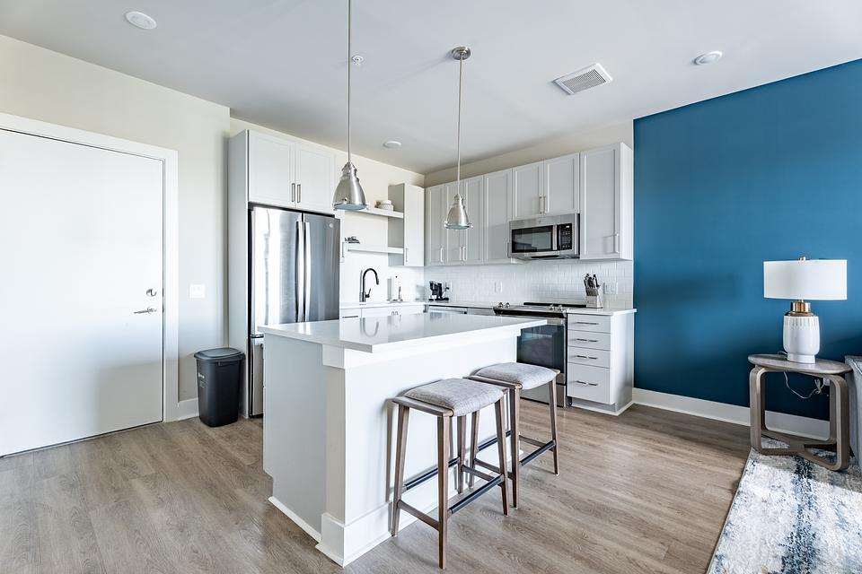 These photos are from another Landing in this building.