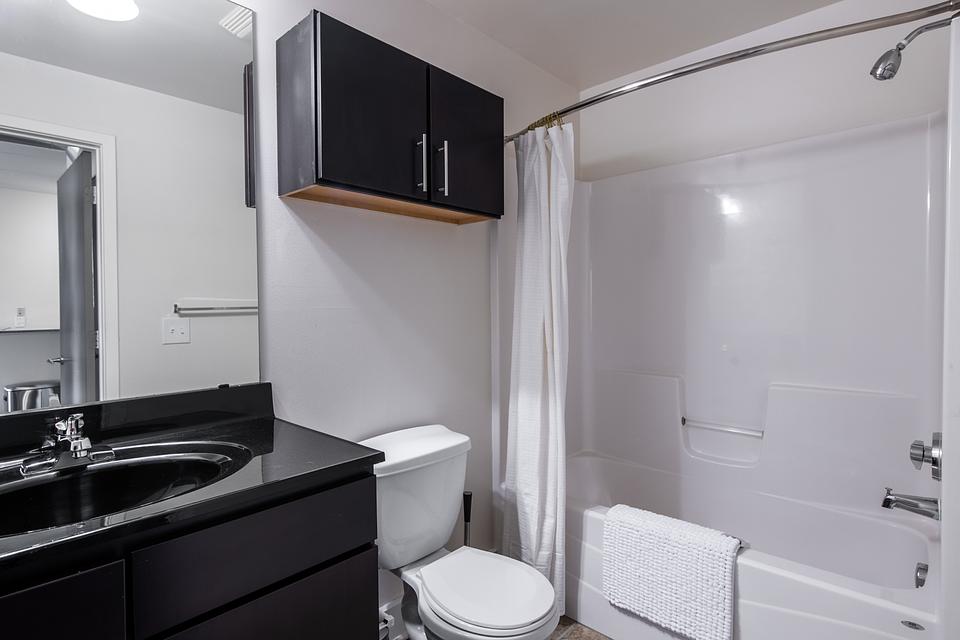 These photos are from another Landing in this building.