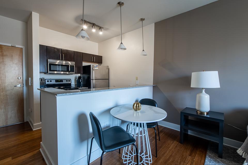 These photos are from another Landing in this building.