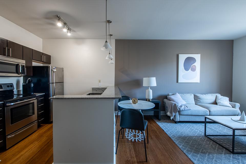 These photos are from another Landing in this building.