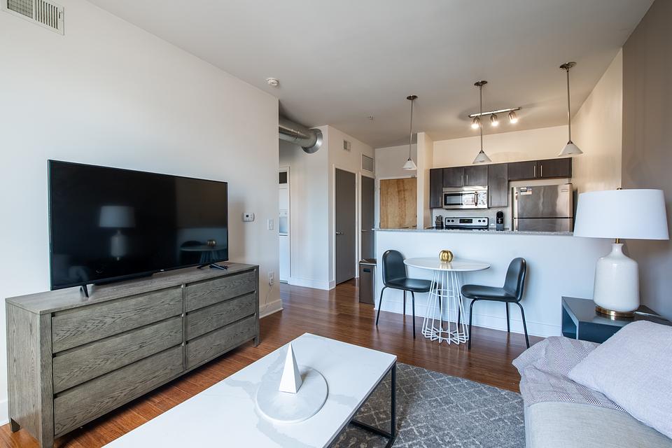 These photos are from another Landing in this building.