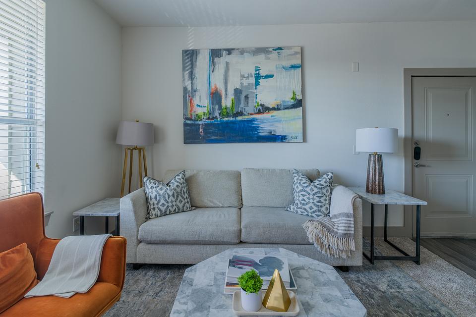 These photos are from another Landing in this building.