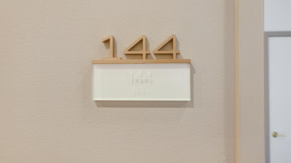 These photos are from another Landing in this building.