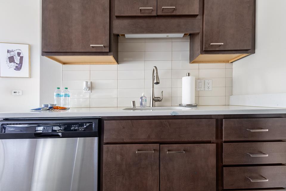 These photos are from another Landing in this building.