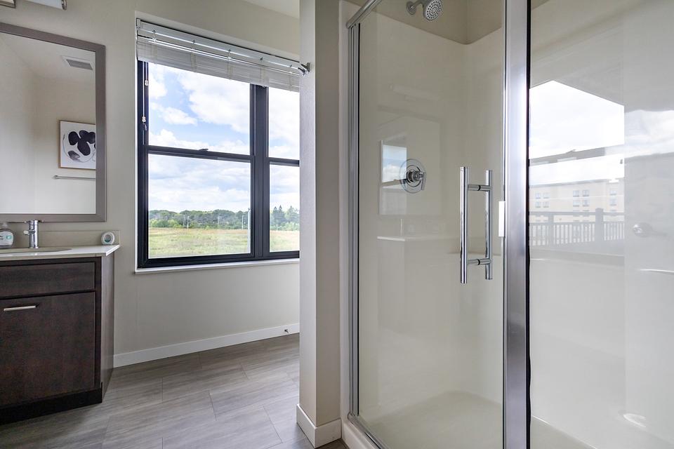 These photos are from another Landing in this building.