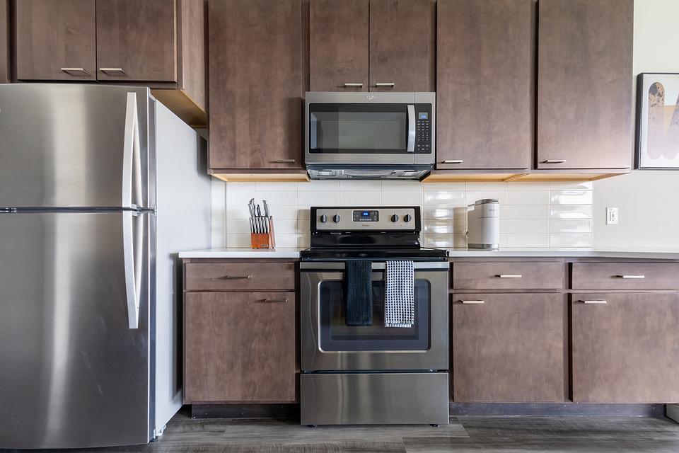 These photos are from another Landing in this building.