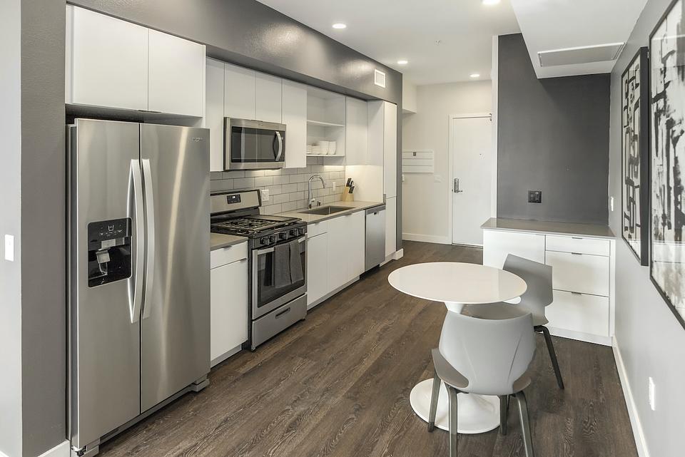 This image is from a comparable Landing.