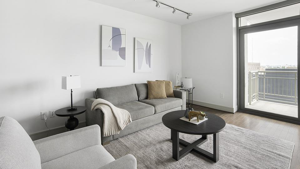 These photos are from another Landing in this building.