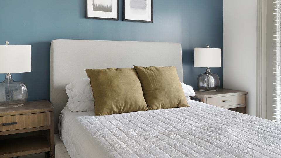 These photos are from another Landing in this building.