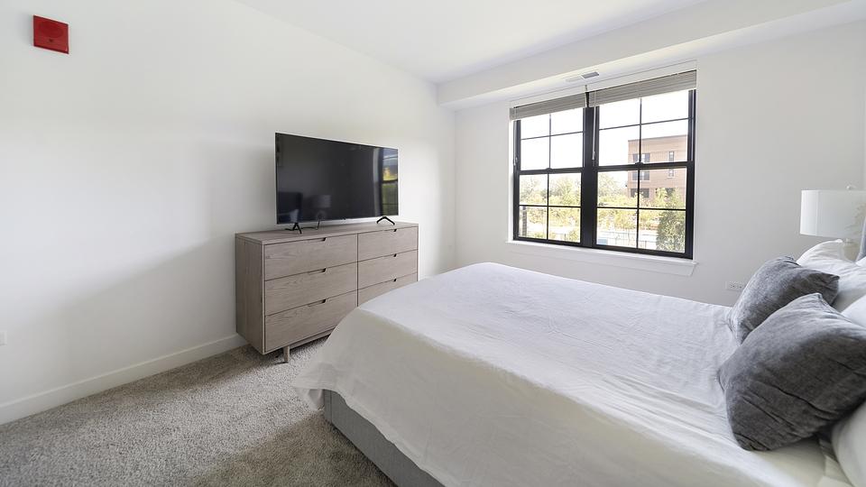 These photos are from another Landing in this building.