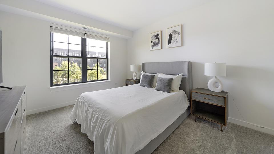 These photos are from another Landing in this building.