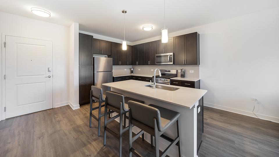 These photos are from another Landing in this building.