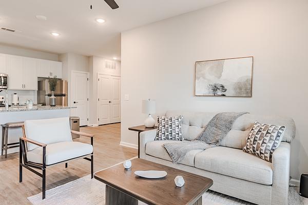 Whispering Pointe Apartments