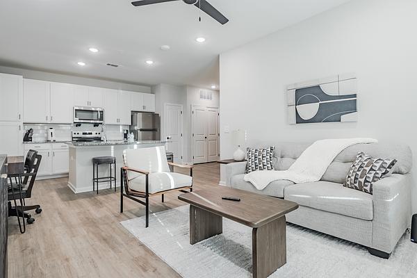 Whispering Pointe Apartments