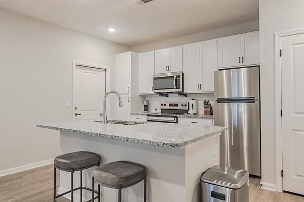 Whispering Pointe Apartments