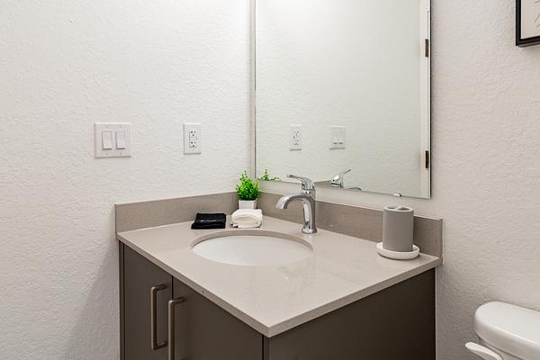 The Teale Golden Gate