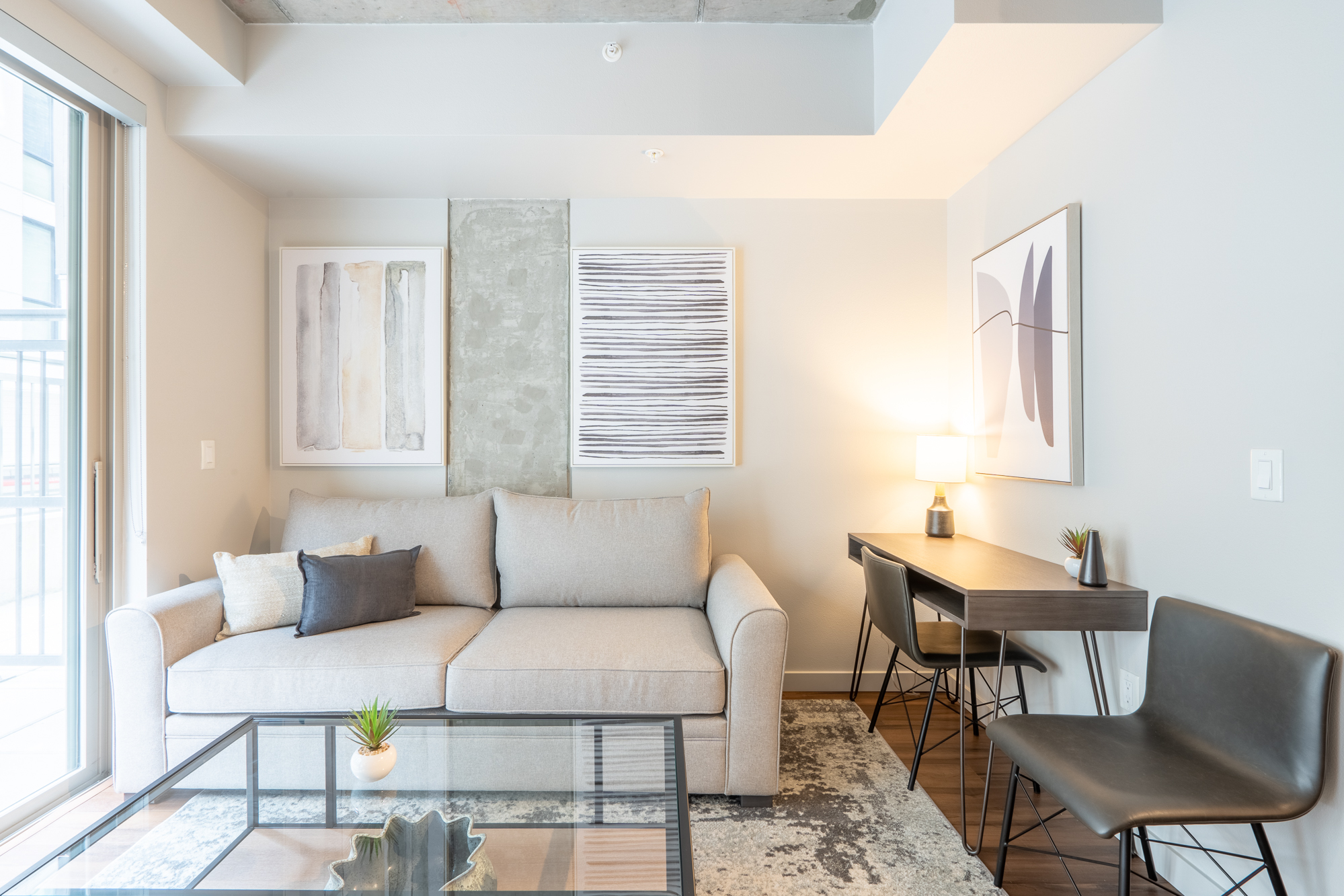 Rent Alexan 100 210 in Seattle, WA Landing