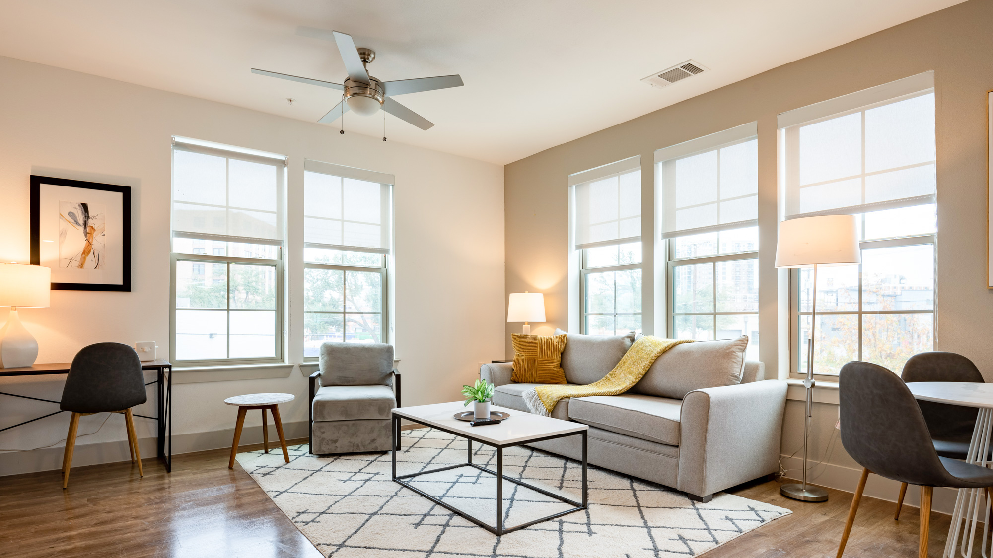 Rent The Crosby 236 in Dallas, TX Landing