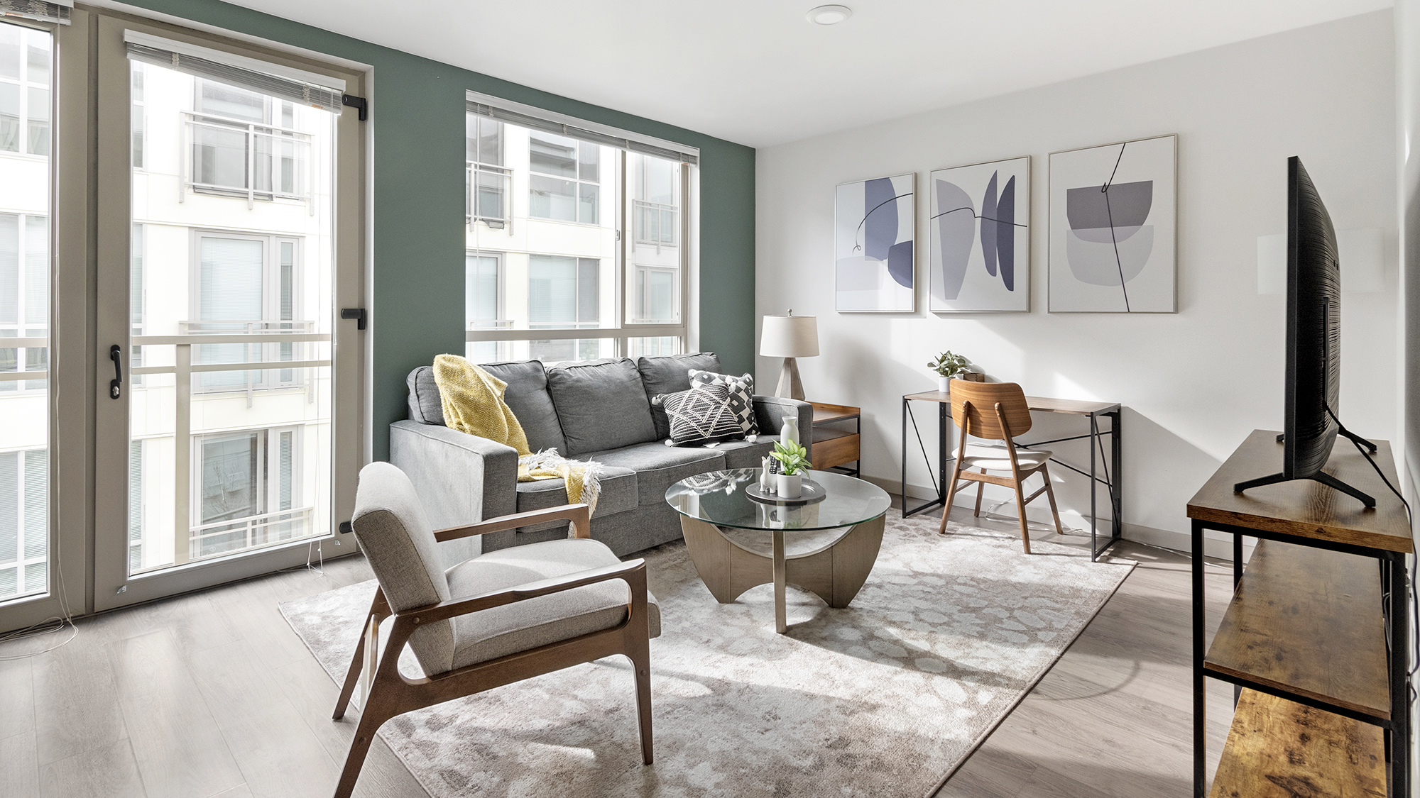 Rent Bowman 344 in Seattle, WA Landing