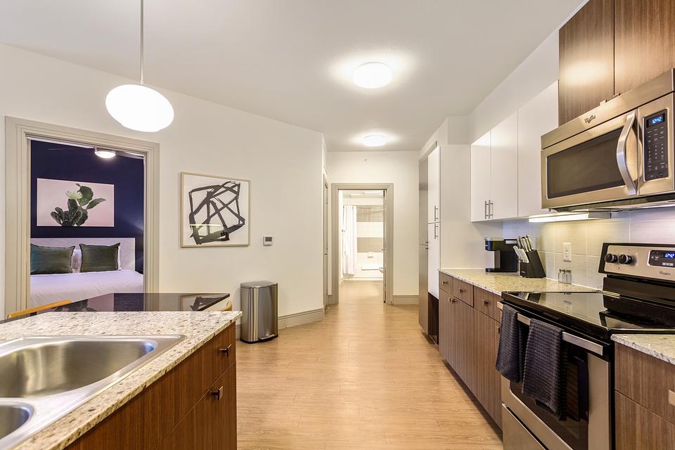 Rent Bell South Lamar 3025 in Austin, TX Landing