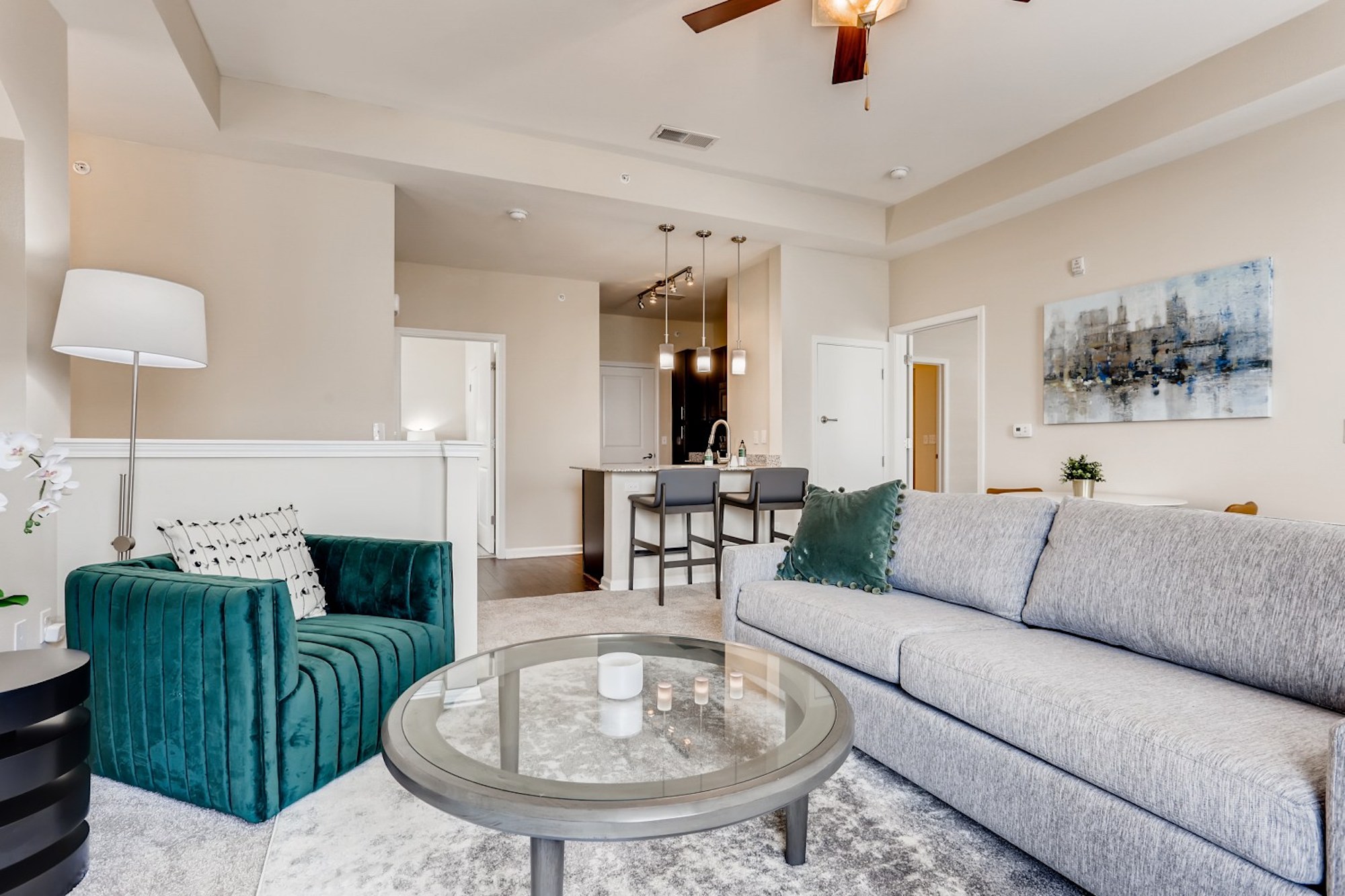 Rent Waterford at Southlands 28206 in Aurora, CO Landing