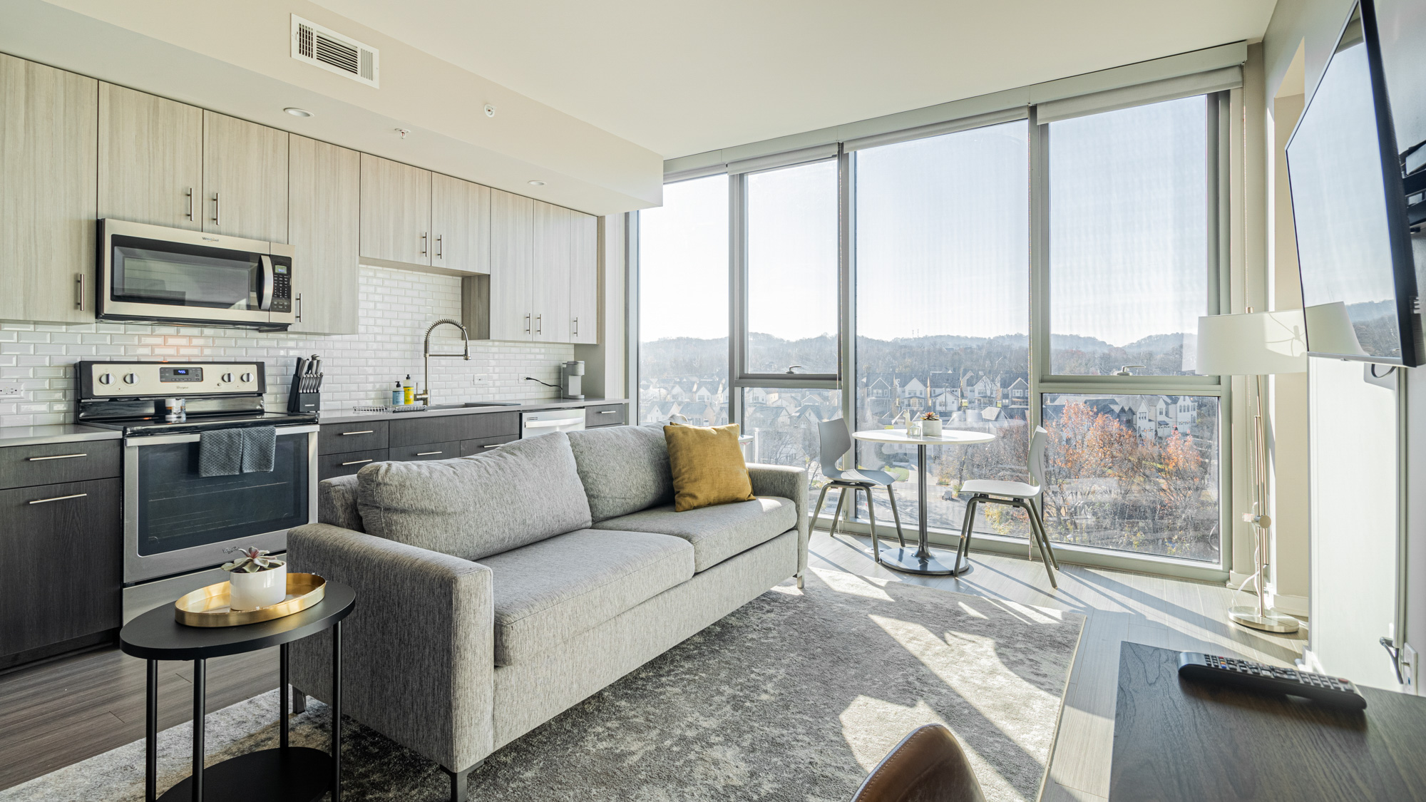 Rent Vertis Green Hills 708 in Nashville, TN Landing