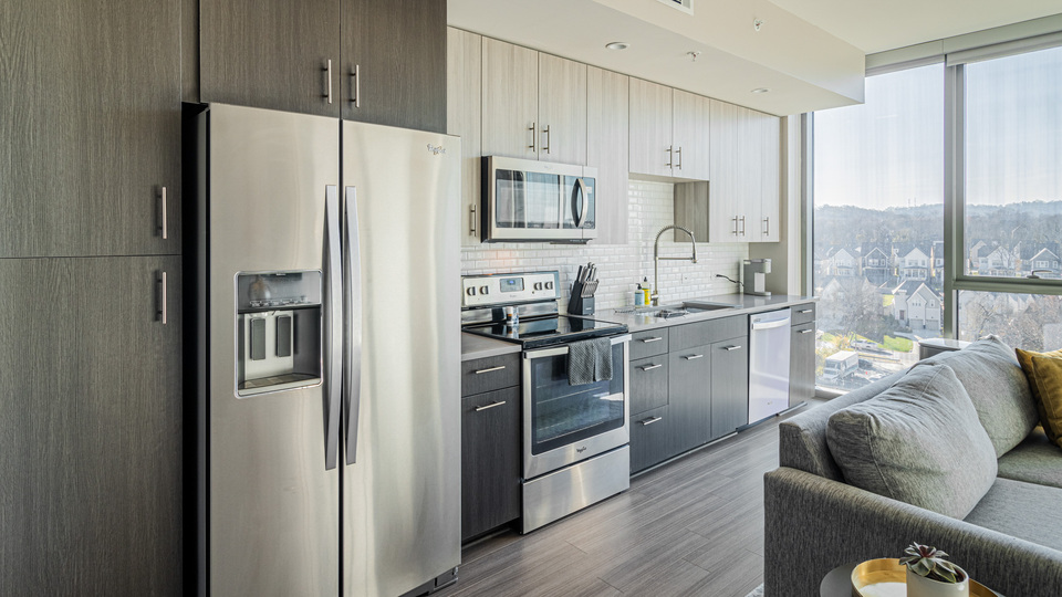 Rent Vertis Green Hills 708 in Nashville, TN Landing