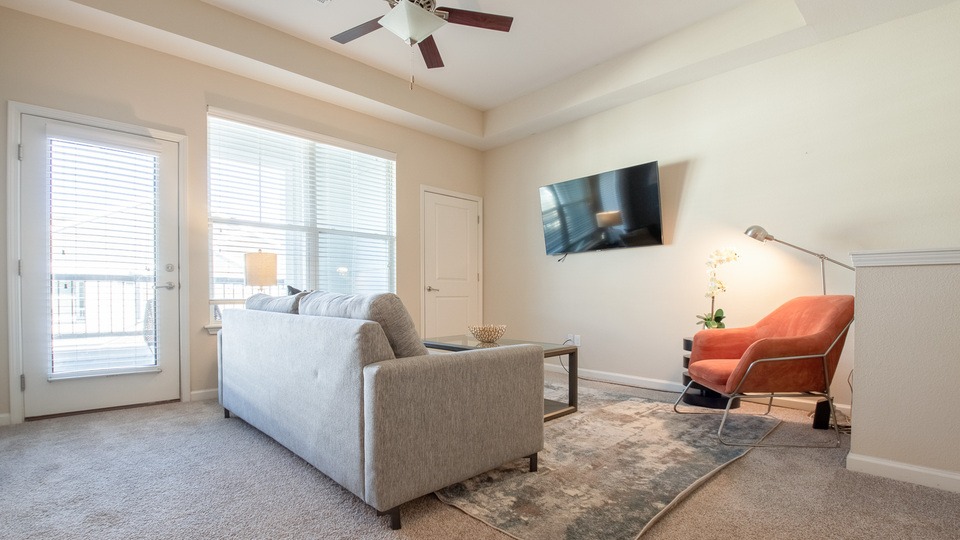 Rent Waterford at Southlands 12204 in Aurora, CO Landing