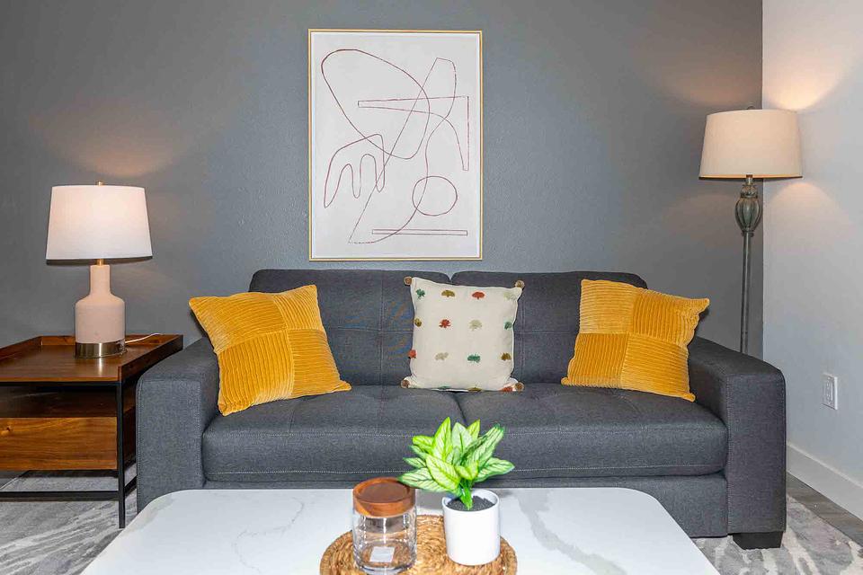 Rent Colton Apartments 6204 in Henderson, NV Landing