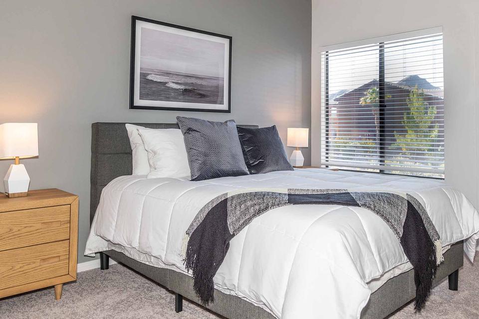 Rent Colton Apartments 6204 in Henderson, NV Landing