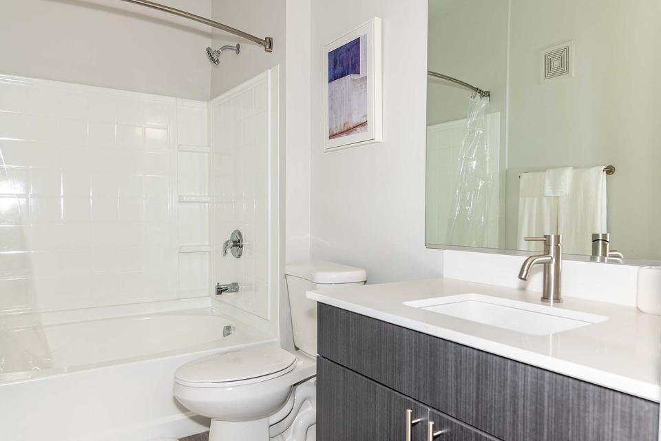 Rent Colton Apartments 6204 in Henderson, NV Landing