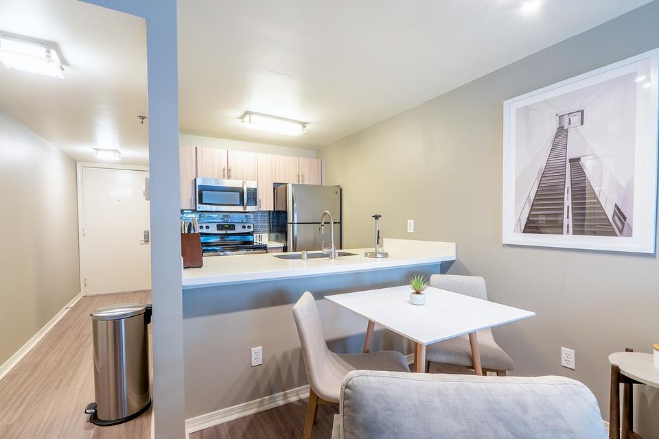 Rent Griffis Belltown 2116 in Seattle, WA Landing