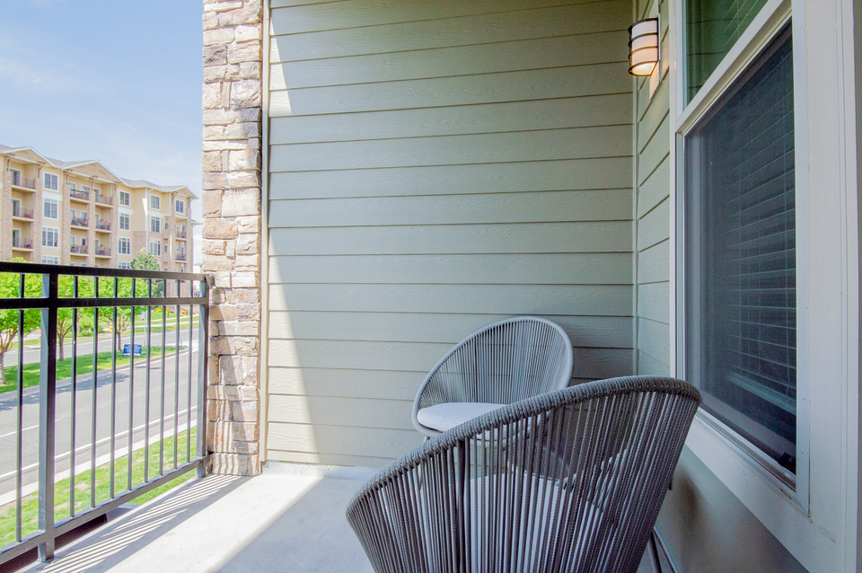 Rent Cortland at Coalton Apartments 4104 in Broomfield, CO Landing