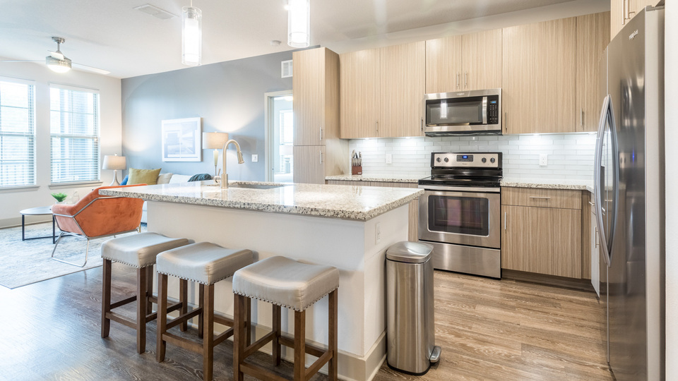 Rent Lantower Grande Flats B4 312 in Orlando, FL Landing