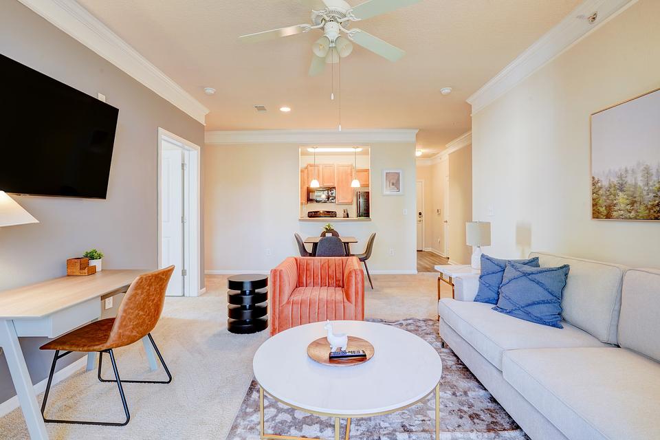 Rent Abberly West Ashley Apartments 547 in Charleston, SC Landing