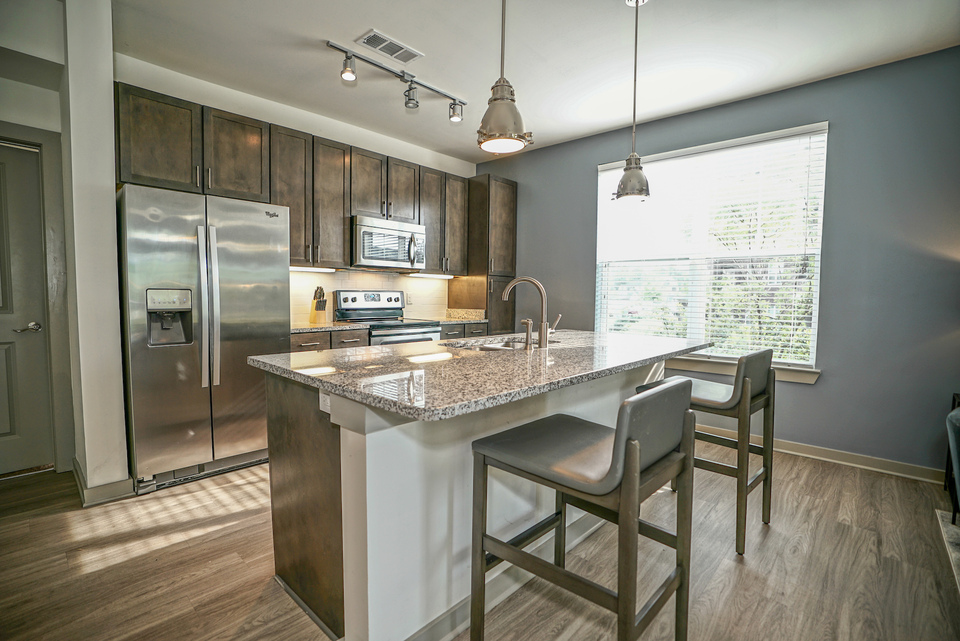 Rent Vestavia Reserve 3114 in Vestavia Hills, AL Landing