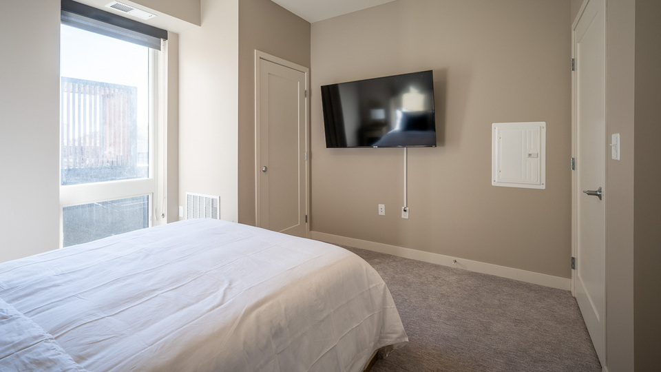 Rent The Asher 232 in Minneapolis, MN Landing